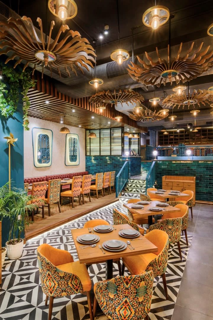 Restaurant seating